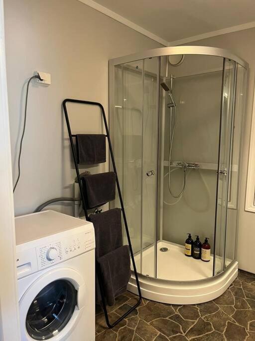 Cozy Ground Floor Apartment Tromso Ngoại thất bức ảnh