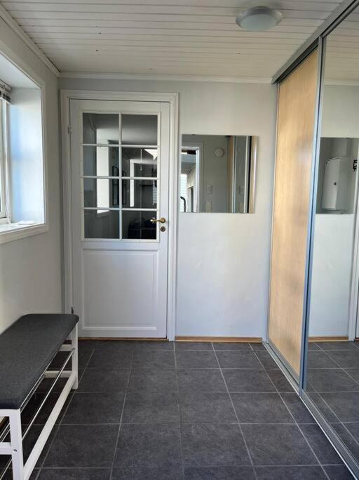 Cozy Ground Floor Apartment Tromso Ngoại thất bức ảnh